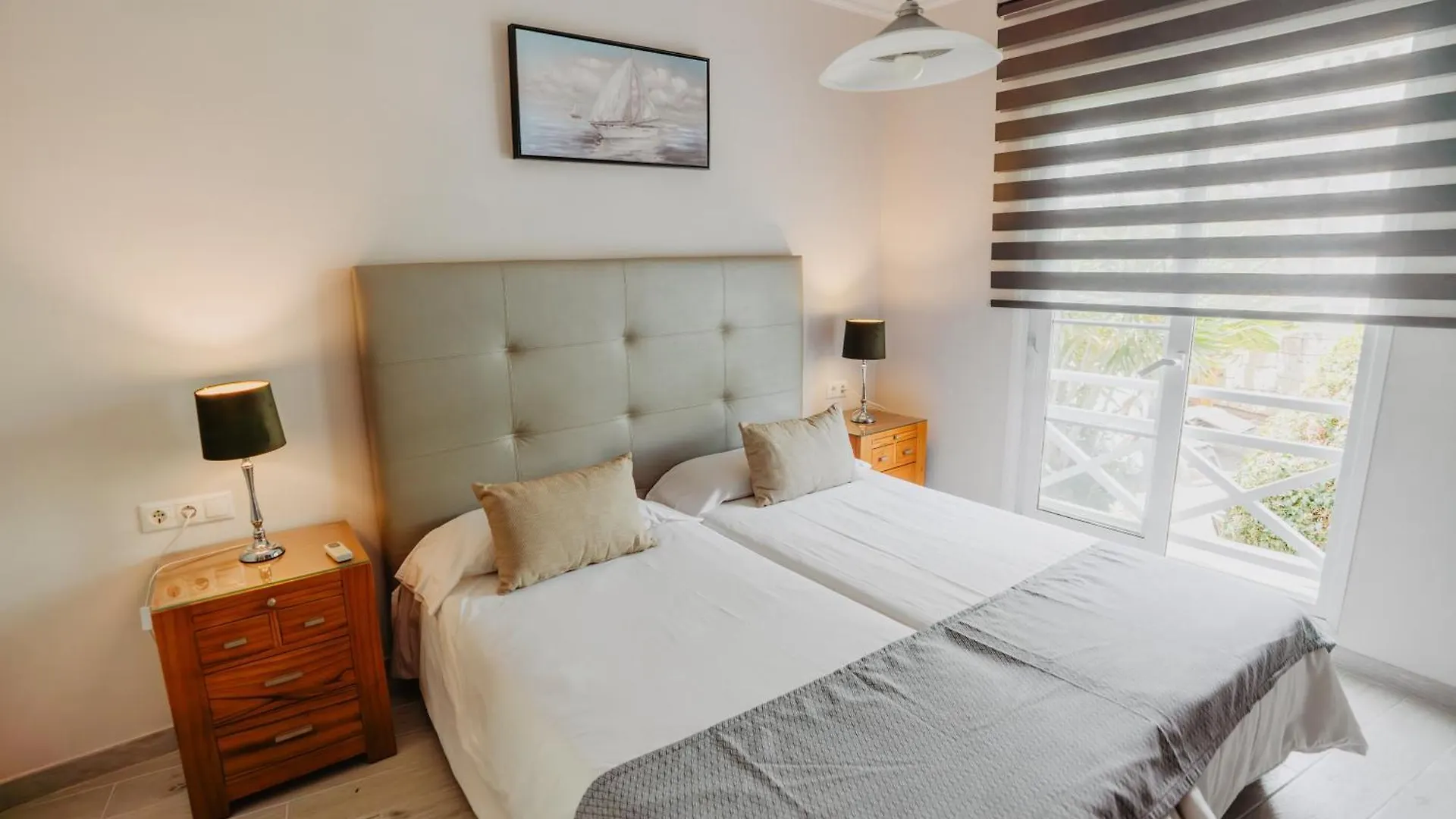 Lagos De Fanabe Beach Resort 아데제 아파트호텔
