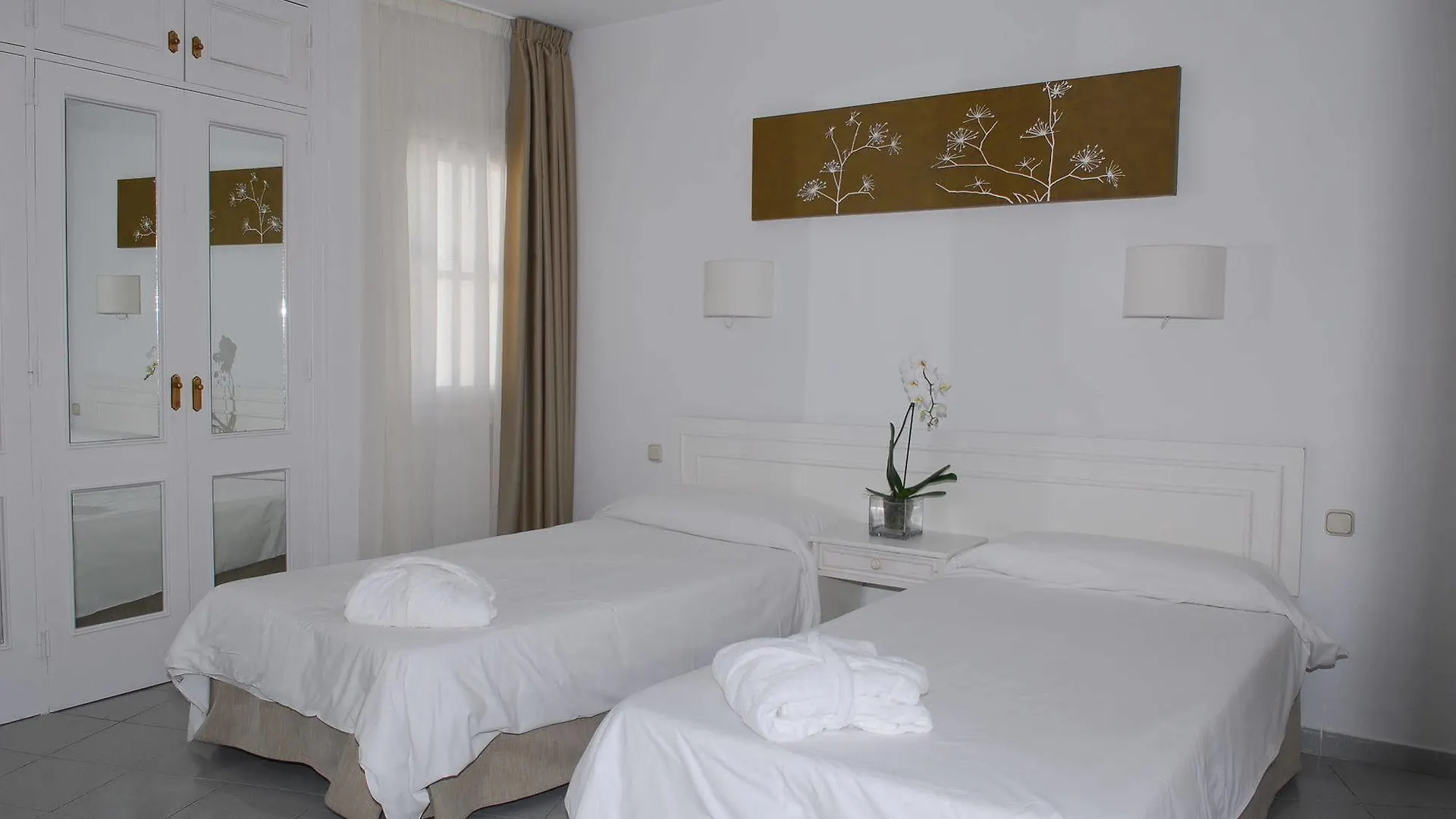 **** Apartmanhotel Lagos De Fanabe Beach Resort Costa Adeje  Spanyolország