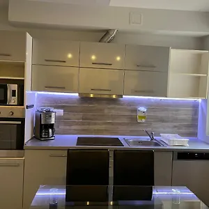 https://pintr-apartman-2.szeged-hotels.com